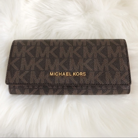Michael Kors Handbags - 🍒💋 Michael Kors Wallet